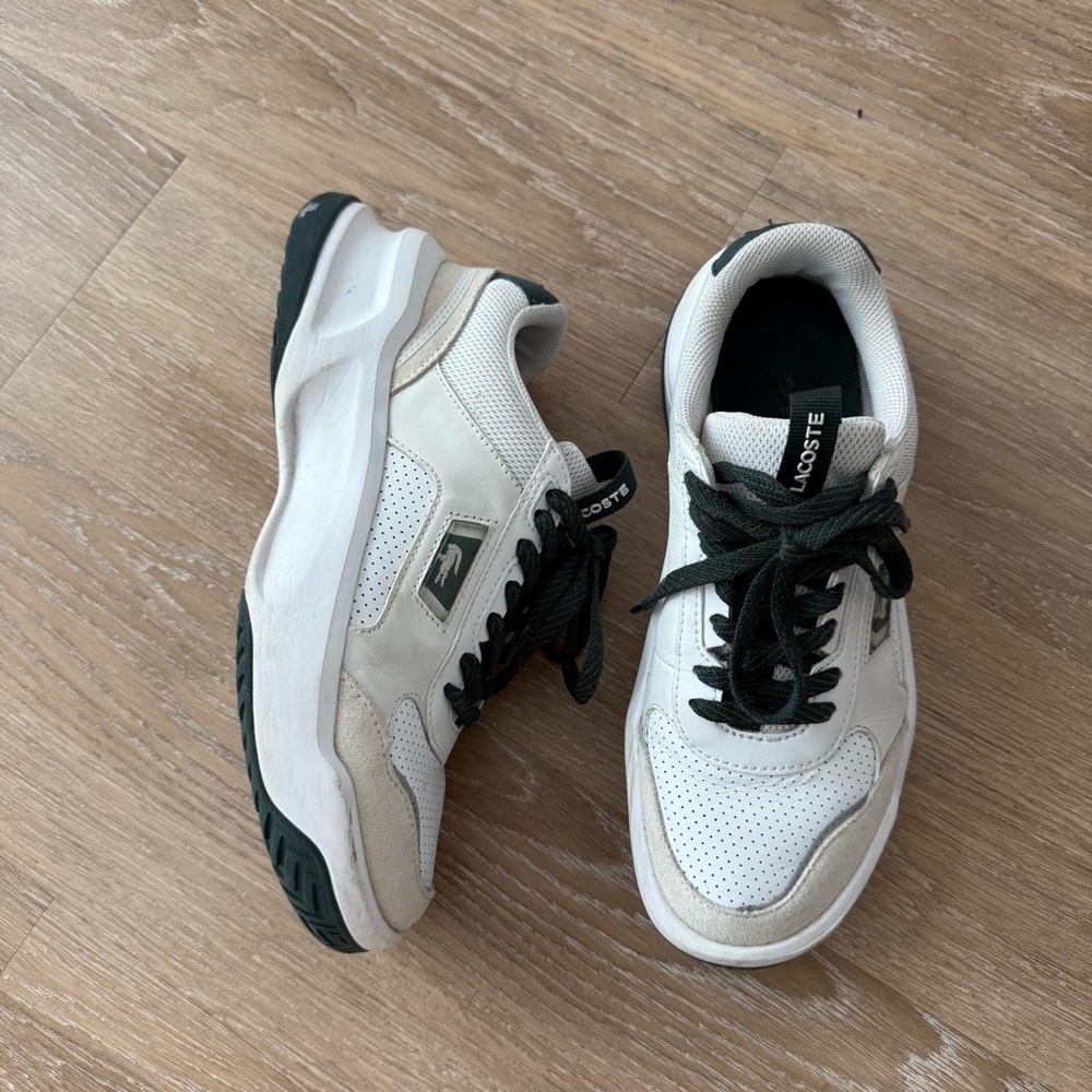 Lacoste Men's White and Black Sneakers